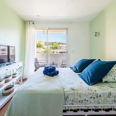 - Le Capucine, 4pers, Terrasse, Classe 3 Etoiles * Cassis