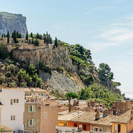 - Le Capucine, 4pers, Terrasse, Classe 3 Etoiles Apartman *