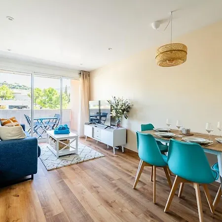 - Le Capucine, 4pers, Terrasse, Classe 3 Etoiles